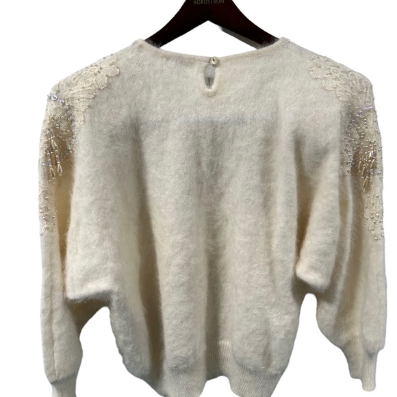 Keomi Vintage ivory angora fluffy long sleeve sweater M-L - Picture 2 of 9